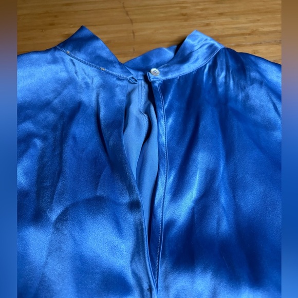GUC FORTE FORTE- Beautiful Statin Bell Sleeve Dress. Size 1 or US 4 - Picture 8 of 12